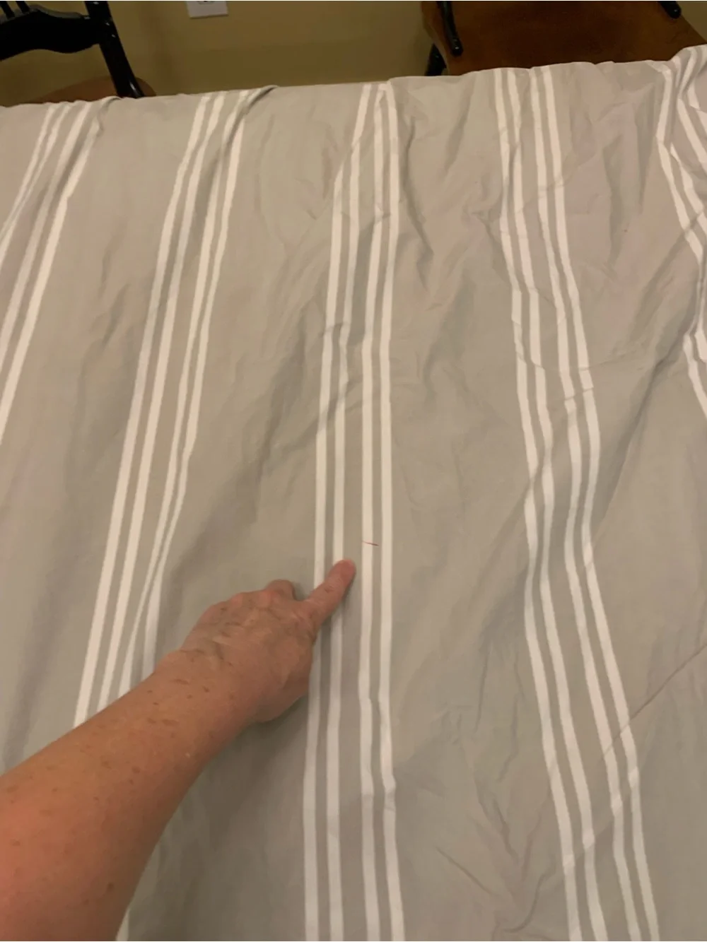 Pottery Barn Teen gray and white striped full/queen duvet cover